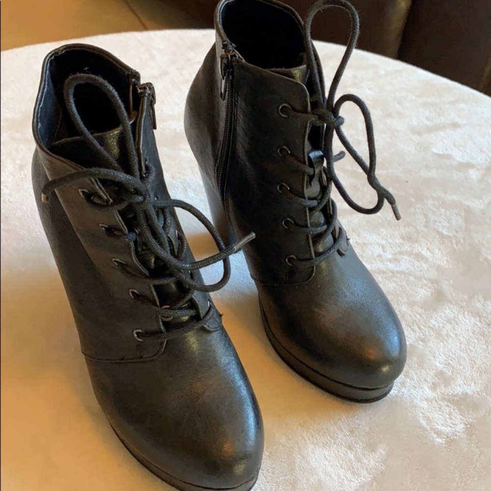 Steve Madden booties